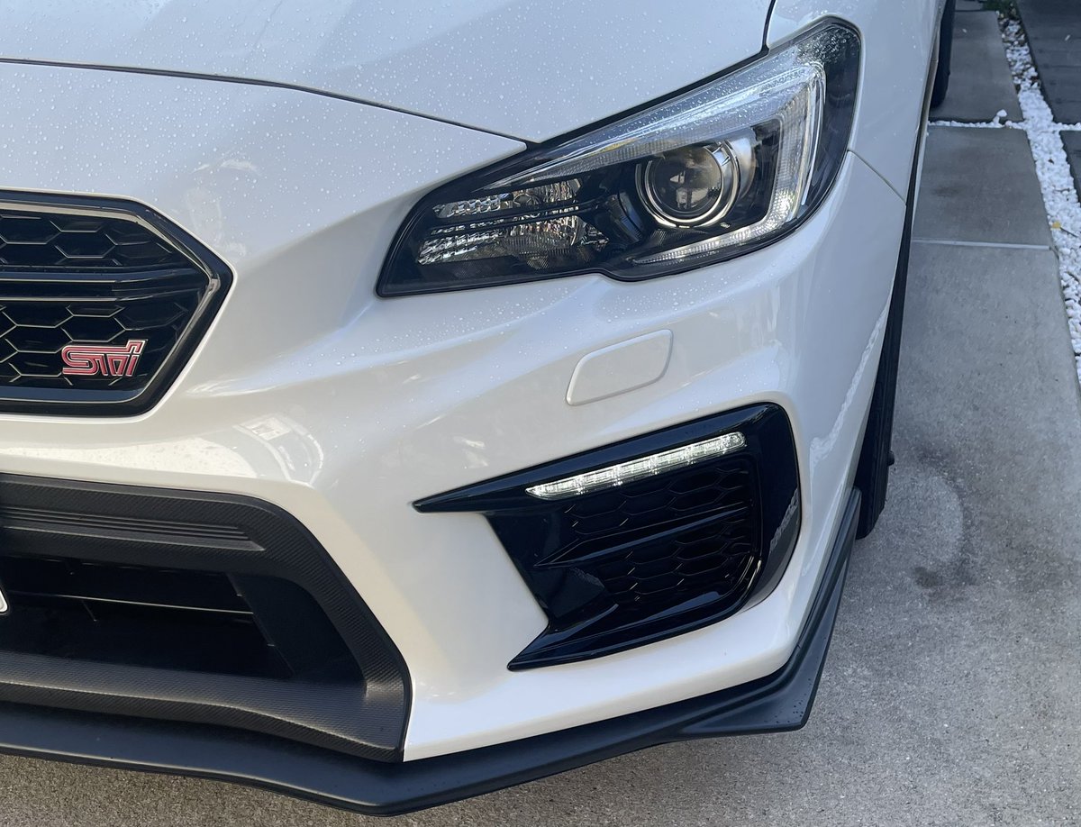 vab1564233's tweet photo. 【WRX STI ホークアイ化】
ハーネス使ってカプラーオン。
自作リレーでホークアイ化されてる方も。
ハーネスを使えばサクっと完了。
防水ギボシを抜けば、ホークアイoffに♪ https://t.co/MFbIKqbh15