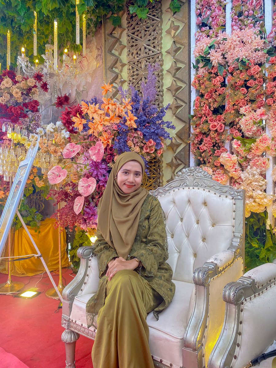 Ifasembiring's tweet photo. usia masuk 26th ya tidak papa aja hahahaha https://t.co/xRQ0xM8ojR