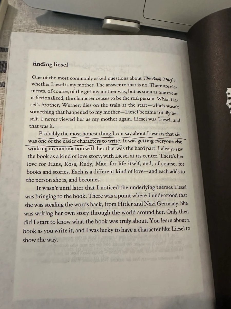 Sarah (@ttljmuzn) on Twitter photo 