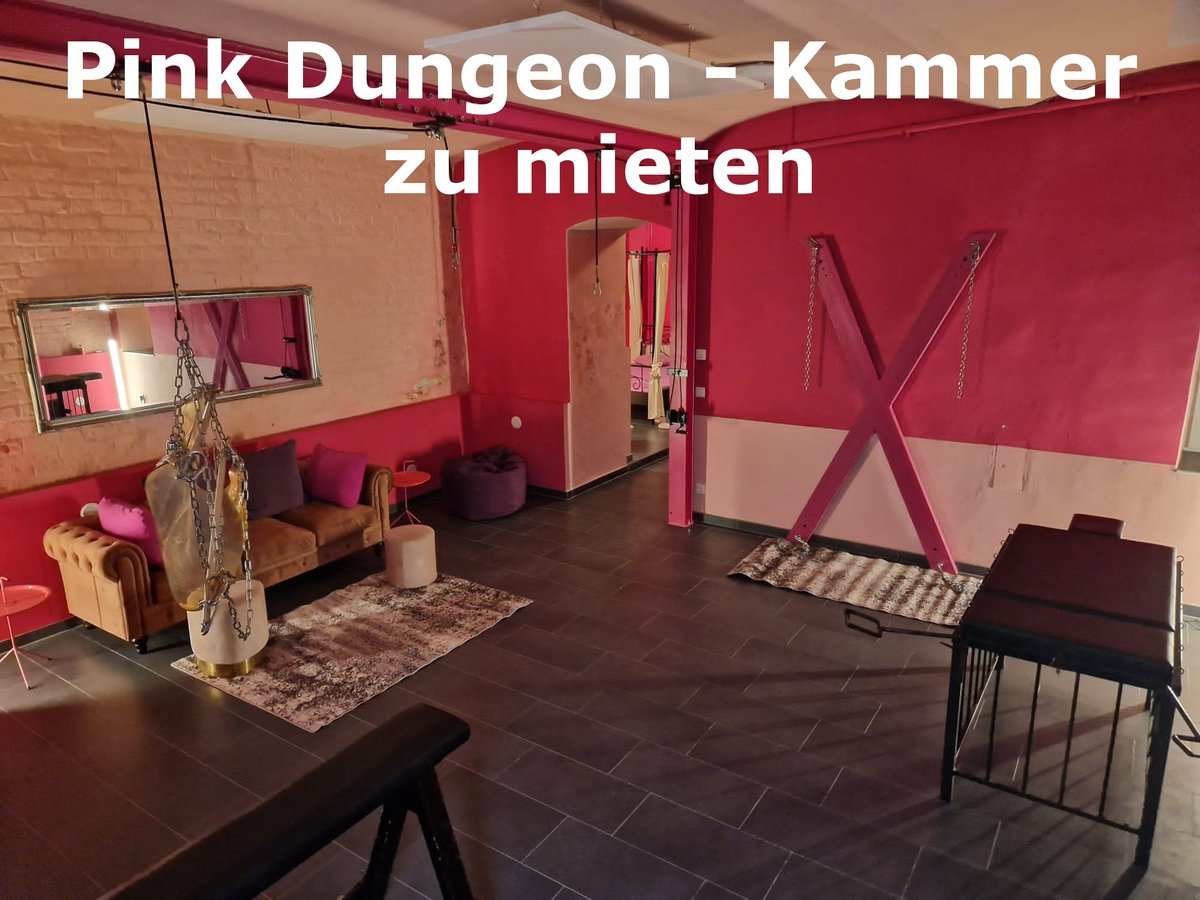 SMart_Cafe's tweet photo. SMart Kammer und Pink Dungeon stundenweise zu mieten @SMart_Cafe #smartcafe #bdsmstudio #session #domina #foto #film #mietstudio #mietkammer #studiorent #studiovermietung #bdsmkammer #smkammer #smstudio https://t.co/Ag7VMPxUHH