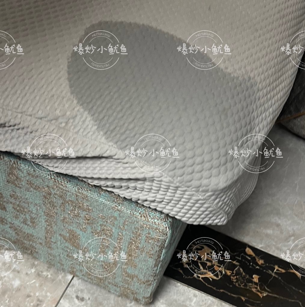 福利姬爆炒小鱿鱼分享的黄推图片3 - 网红私拍内容