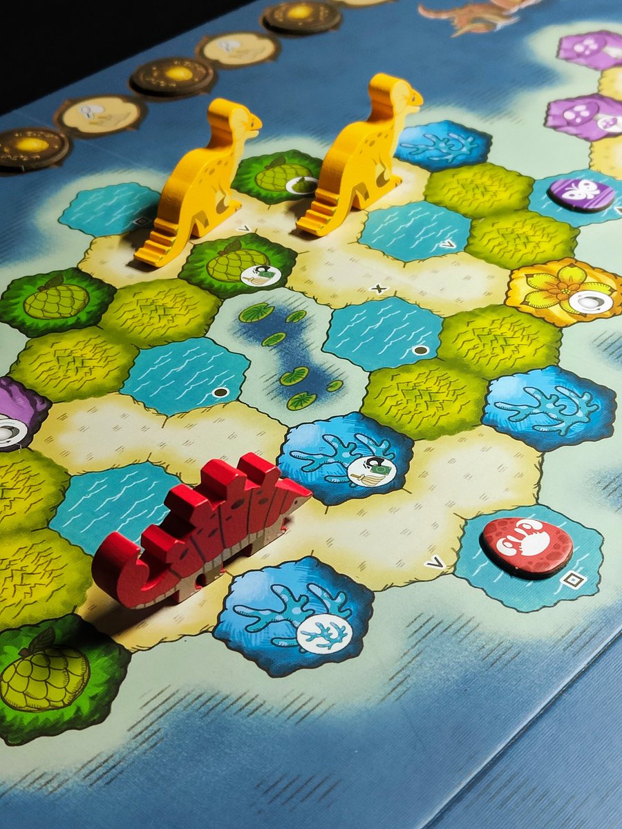 shinyhappymeepl's tweet photo. First play of Wondrous Creatures and it's a winner. If Life of the Amazonia and Everdell had a baby this would be the result 👍
@BadCometGames #boardgames #boardgamesuk #boardgamegeek #boardgamecollection #boardgamesaddict https://t.co/KKmOyBTsS7