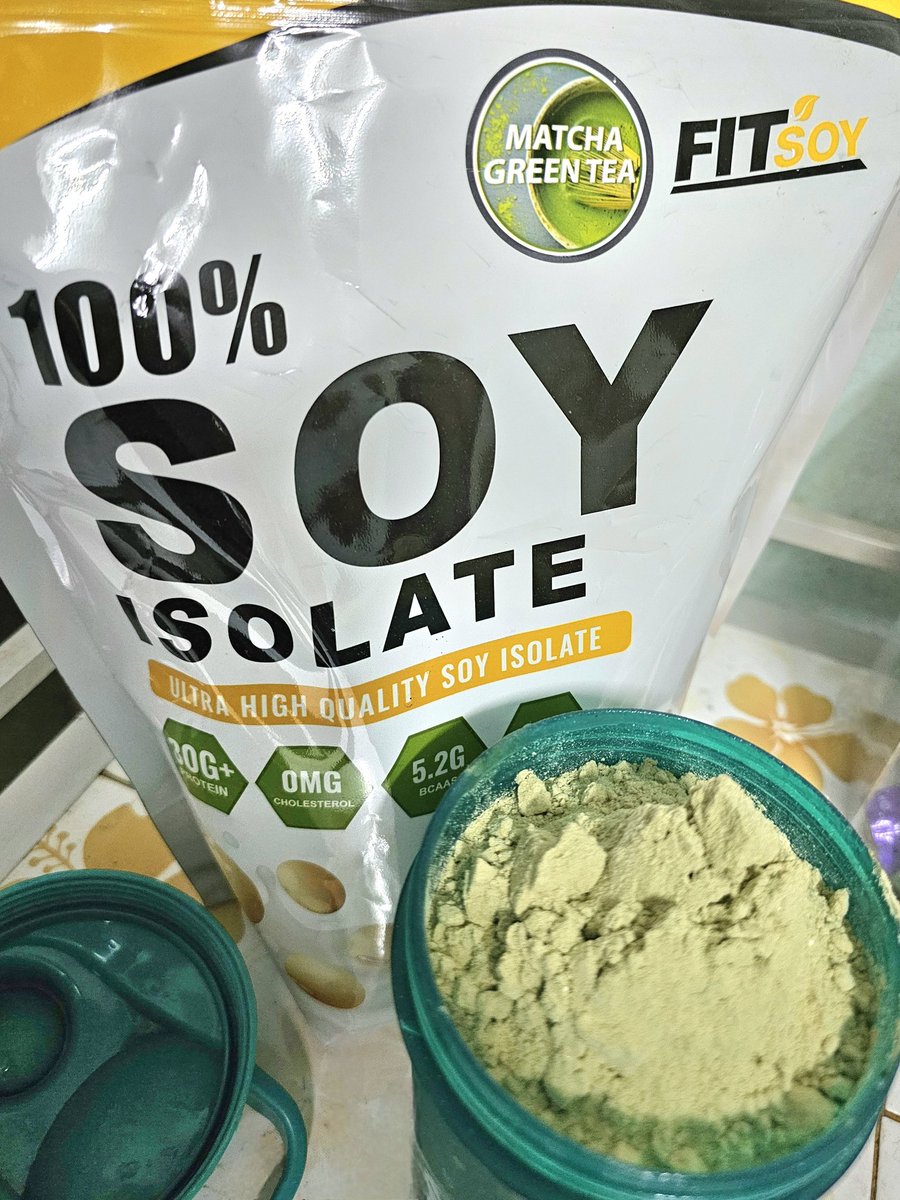 aekminho's tweet photo. #Fitwhey ตัวร้าย แกออก Soy ตัวใหม่แล้วนะครับพี่ๆ รสชาเขียว อร่อยชิบหายเลย กลิ่นถั่วน้อยลงมากๆ โคตรถูก 5 LB ห้าร้อยกว่าบาทเอง จุกๆ
Shopee : https://t.co/kbx2y9XsXB
Lazada : https://t.co/Cv8hxNL6YK https://t.co/y6d1udKIKS