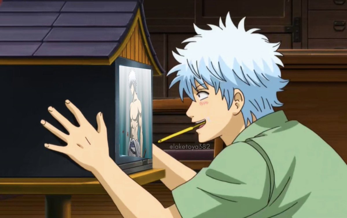This is how i watch gintama btw cuz i have bad eyesight and intentions 🥰