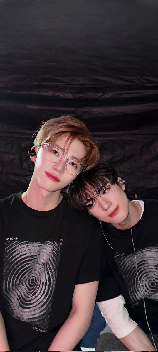 jungshasa's tweet photo. HD lockscreen size jeno jaemin https://t.co/DMJ5s94jud