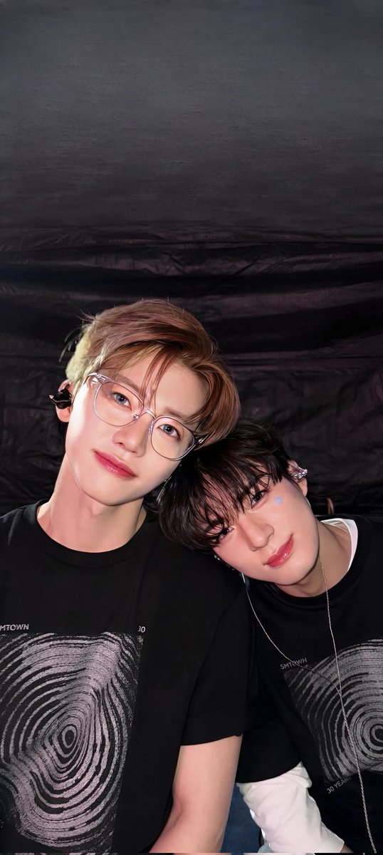 jungshasa's tweet photo. HD lockscreen size jeno jaemin https://t.co/DMJ5s94jud