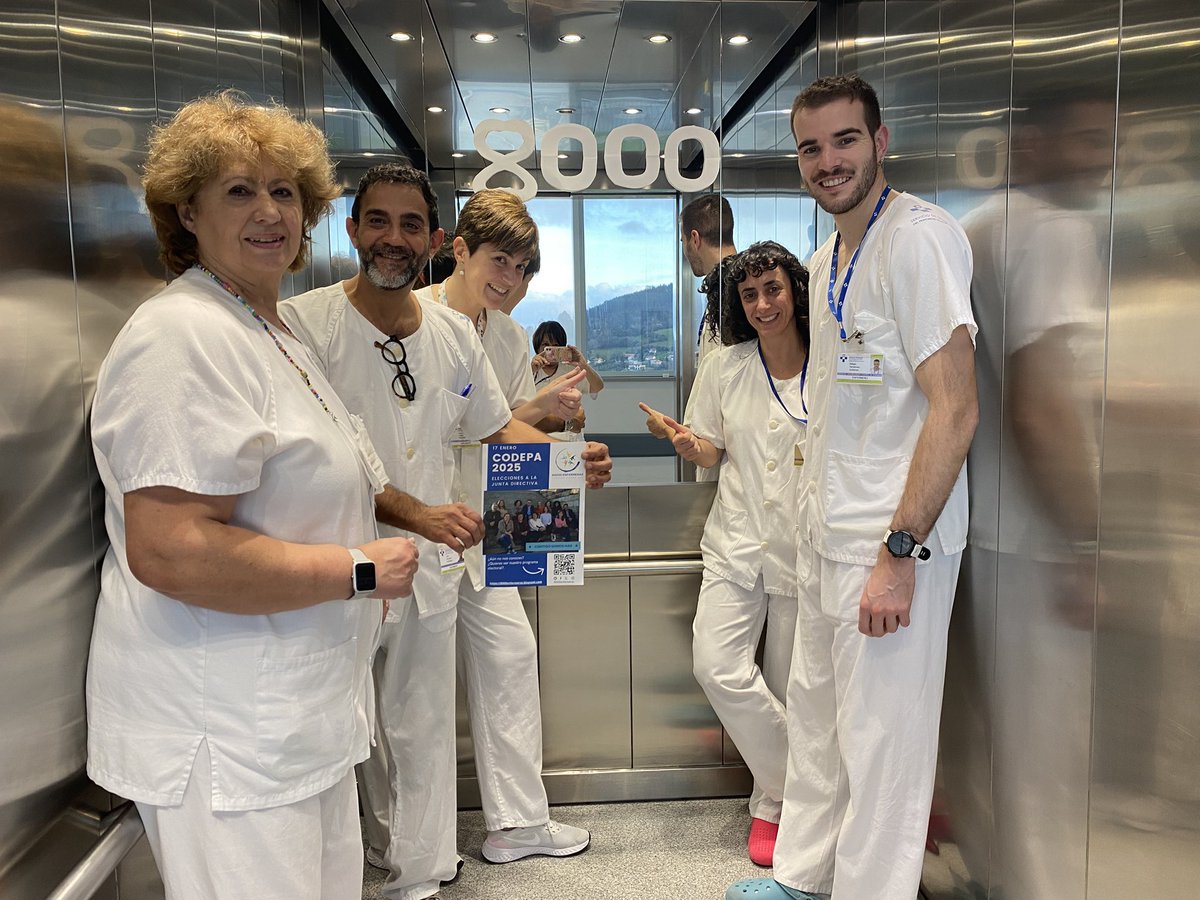 nurisuafer's tweet photo. Desde Hematología del HUCA apoyamos la candidatura de @8000enfermeras a las elecciones del @CODEPAsturias 🍀 https://t.co/3Q1X0BPr2H