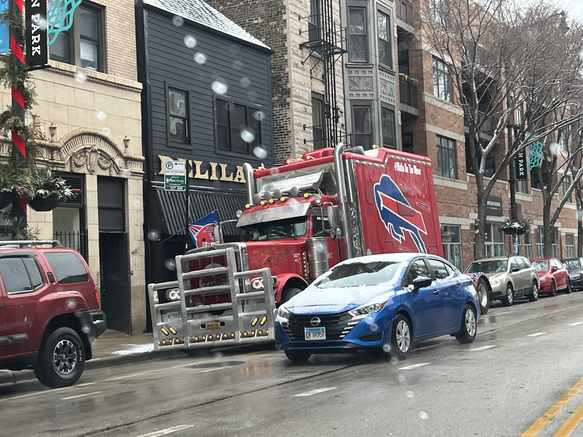 chicagobars tweet picture