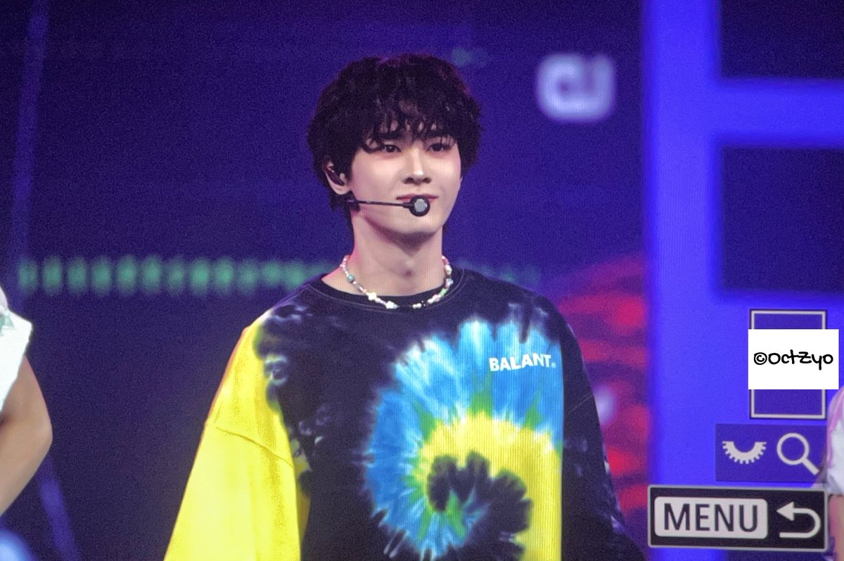 Octzyo_'s tweet photo. 20250112 SMTOWN 30 anniversary
🐻
#KUN #钱锟 #쿤 
#WayV #威神v
#SMTOWN #SM_30thAnniversary
#SMTOWN2025 #SMTOWN2025_SEOUL https://t.co/WrxaPIPYgM