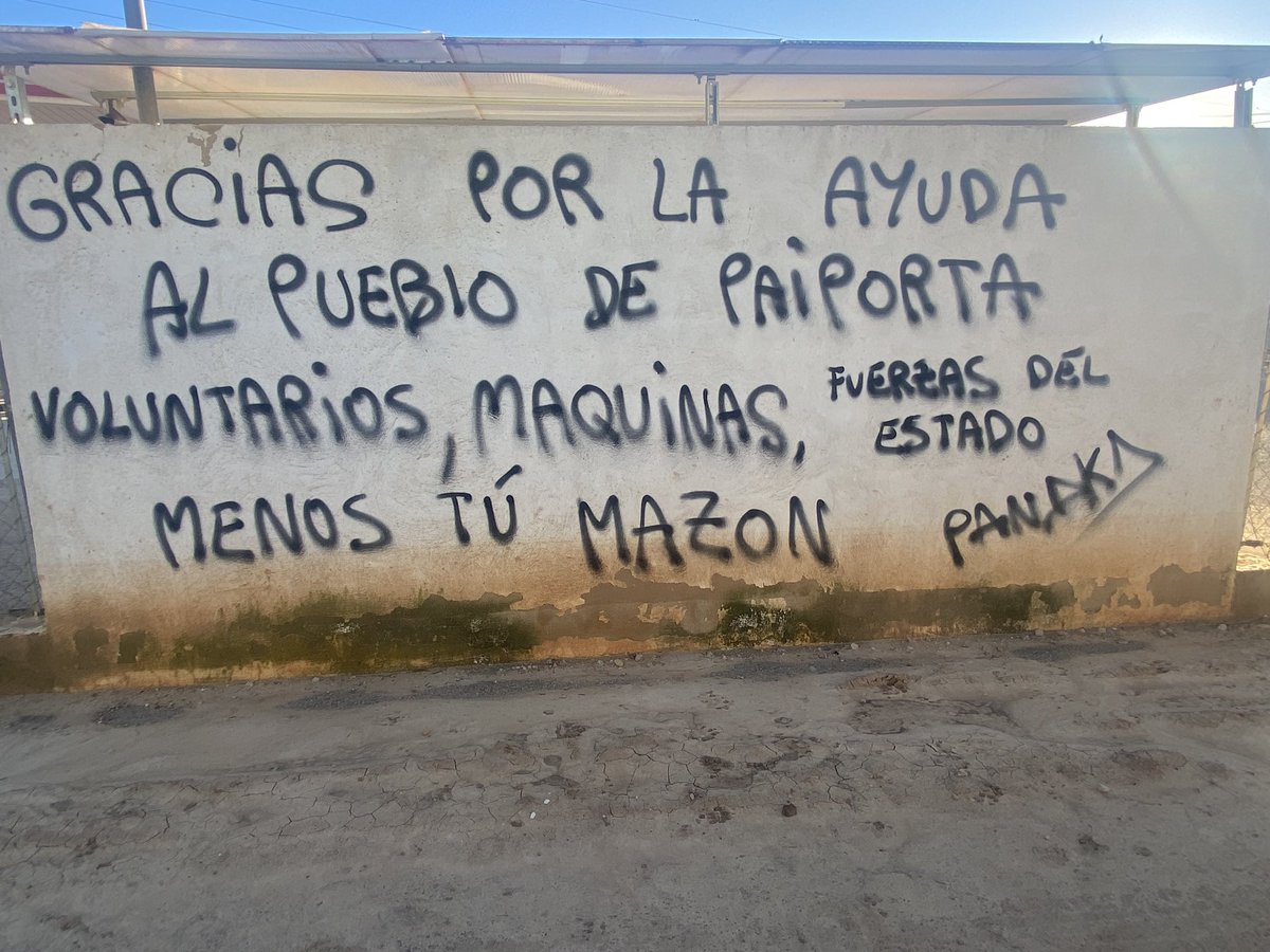 beatrizjimenezj's tweet photo. Paiporta. Dos mesos i mig després. https://t.co/XSTM2bW1Cy