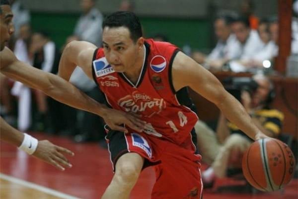 Hoy #12Ene, se cumplen 10 años que falleció el "General" Henry Paez, luego de una dura lucha contra el cáncer de estómago. QEPD