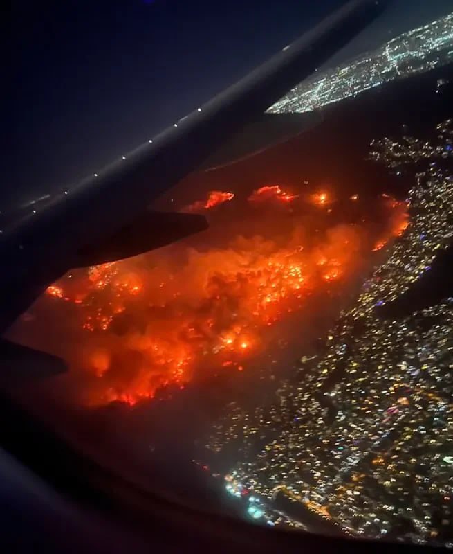 I can't judge this fire. Although I lost a house in Los Angeles, I pray there are no injuries.