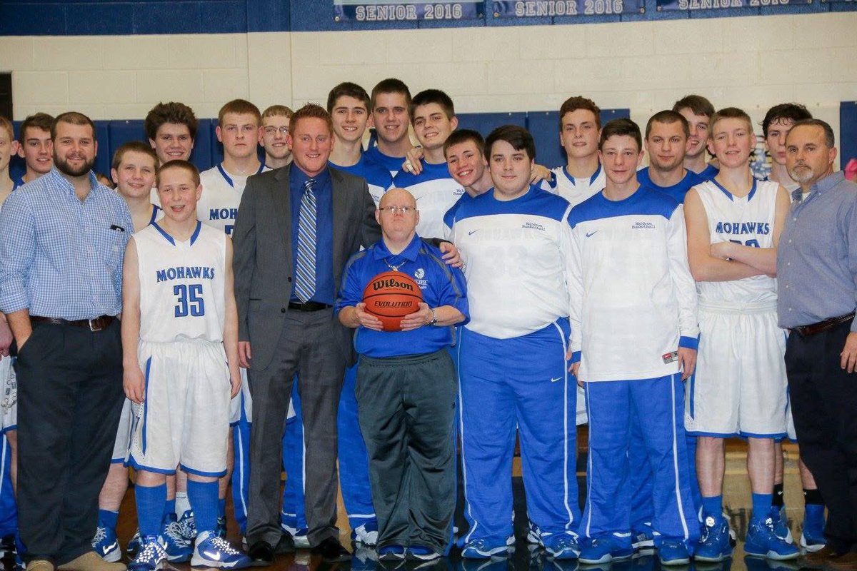 CoachCangany's tweet image. We lost an amazing man this week. Ralph Lux was one of the most loyal & dedicated men that I’ve ever met.
He loved his family, friends, and Mohawk Basketball with everything that he had!
I’m so fortunate that I had a chance to lead the Mohawks with Ralph Lux as my manager!
