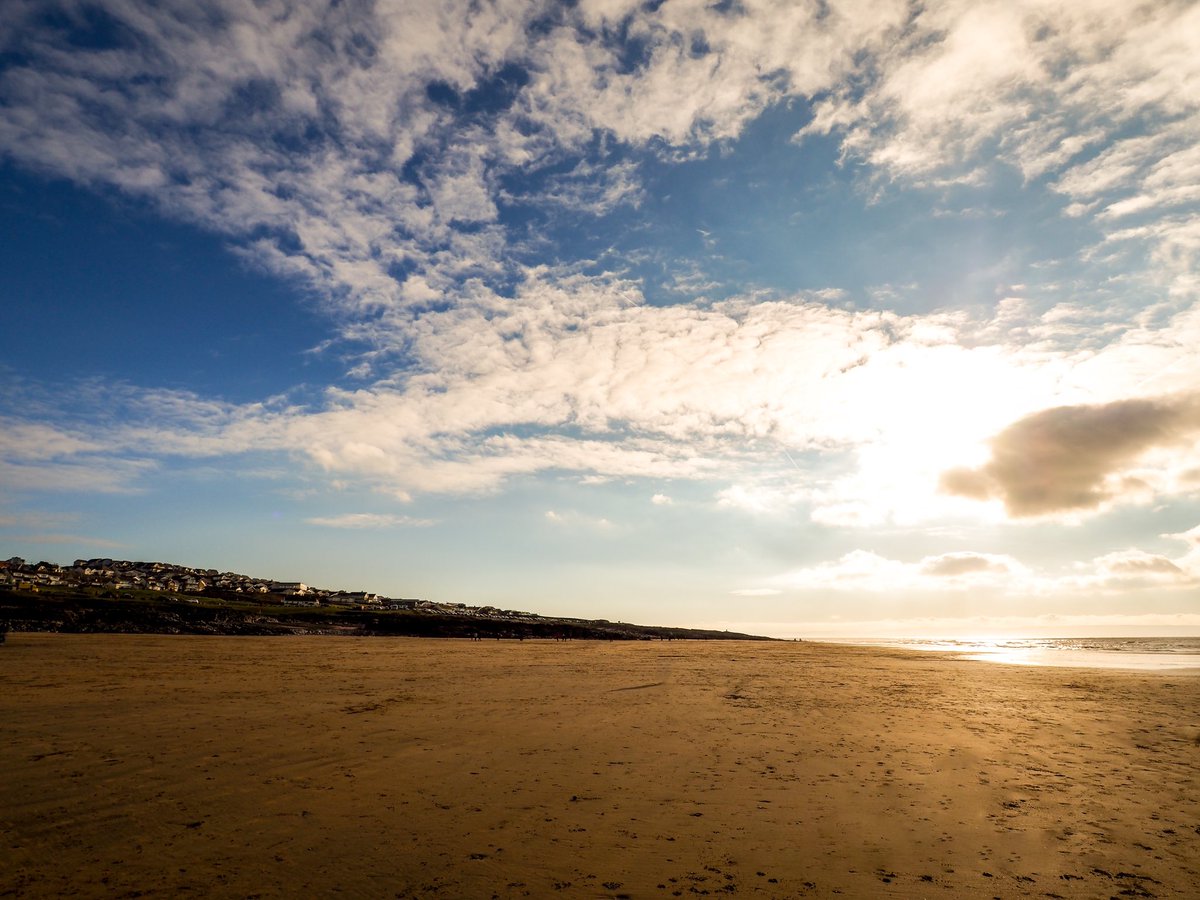 Williams_K8T's tweet photo. Trying out my new lens at #ogmorebysea 🌊 @ThePhotoHour @S4Ctywydd https://t.co/dkkpdLcTT4