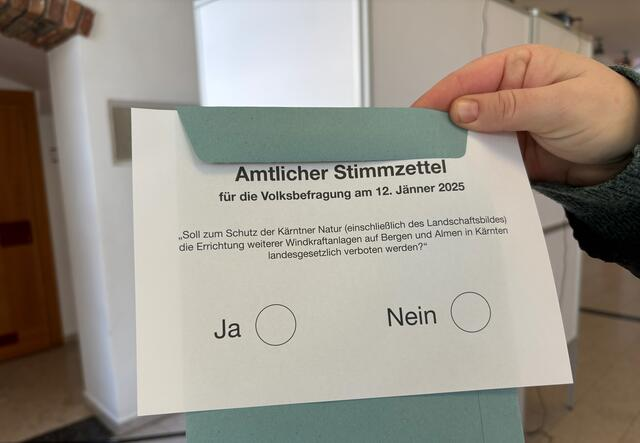 MaxiJernej's tweet photo. Nach einem so knappen Wahlergebnis bei der #Volksbefragung in #Kärnten kann man sich die Frage stellen: Hätte eine weniger suggestive Fragestellung den Ausgang verändert? https://t.co/6GrGCKTcTH