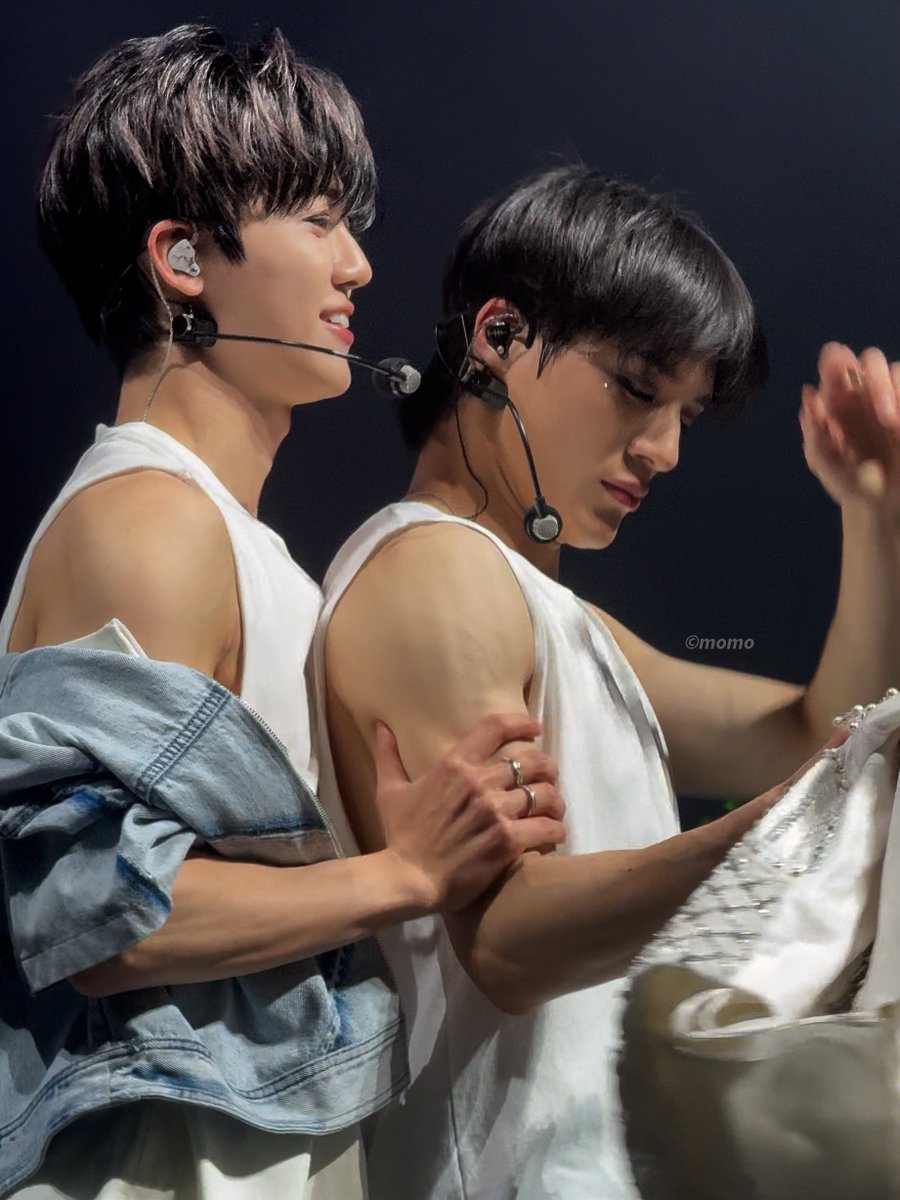 อกก็มีให้พิง