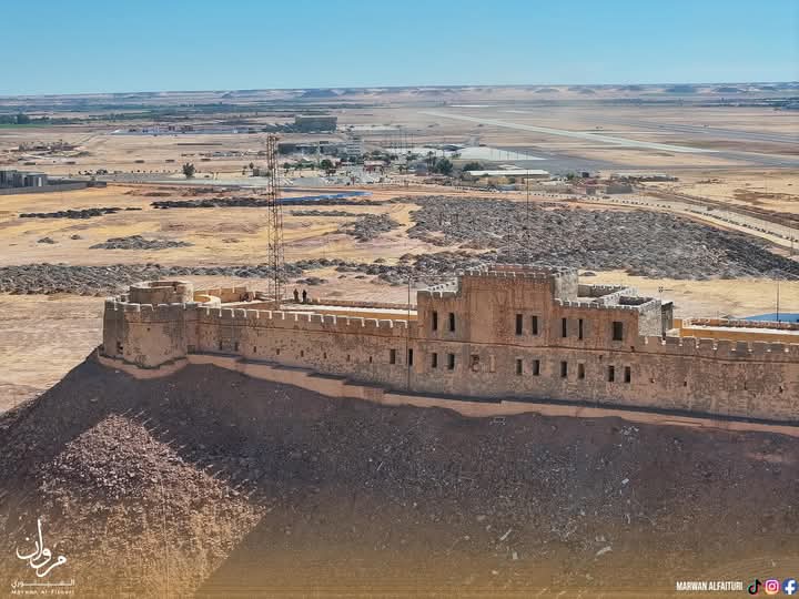 PantherPatient's tweet photo. Castle of Sebha, Libya 🏰
قلعة سبها، ليبيا 🇱🇾
#LibyaIsBeautiful #Castle #Sebha #Libya https://t.co/w0erIYe6mH