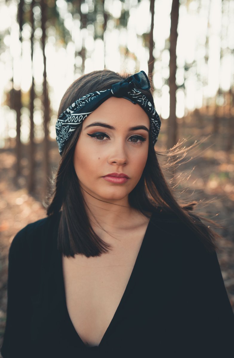 It's clear that the author has a deep understanding of the topic. It's evident that the author put a lot of effort into this piece. Barrett Courtway