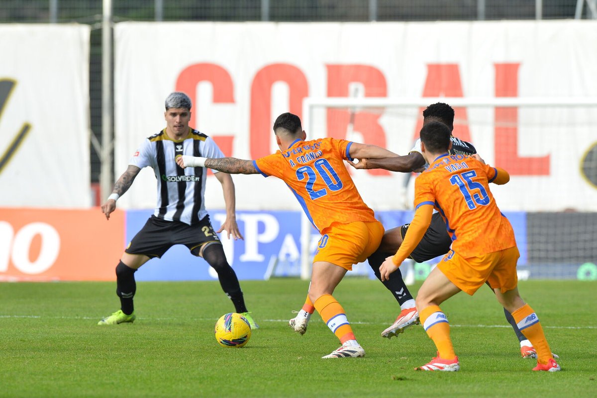 Nacional venceu o Porto por 2-0

Sporting é líder isolado da Liga Betclic no fim da primeira volta.