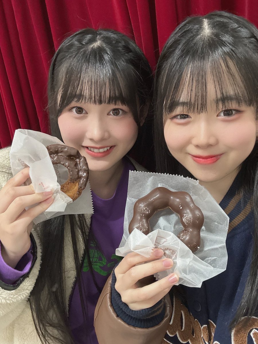 hinako_aoki_hkt's tweet photo. #中野南実生誕祭2024 と #SHOWROOM ありがとうございました！！🎉💗

南実のスピーチや、#石井彩音 のお手紙にとっても感動しました🥹🫶🏻

SHOWROOMは、もかぴのSHOWROOMにお邪魔させてもらいました！🍓✨
もかぴと配信できて楽しかったです！🙌🏻

#HKT48 #中野南実 #松本苺花 #青木日菜子 #08line https://t.co/S7wgxRjK1h