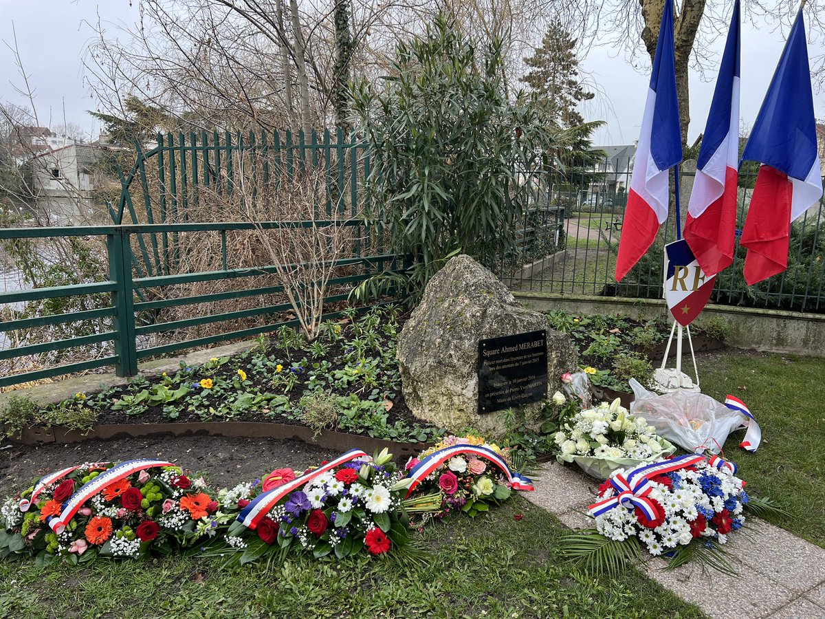 Stéphane Testé (@stephane_teste) on Twitter photo Hommage à <a href="/LivryGargan93/">Ville de Livry-Gargan</a> à Ahmed Merabet policier livry victime de la barbarie 7 janvier 2015, en étant lâchement exécuté dans l’exercice de ses fonctions lors de l’attentat perpétré contre le journal Charlie Hebdo. Hommage à <a href="/LivryGargan93/">Ville de Livry-Gargan</a> à Ahmed Merabet policier livry victime de la barbarie 7 janvier 2015, en étant lâchement exécuté dans l’exercice de ses fonctions lors de l’attentat perpétré contre le journal Charlie Hebdo.
