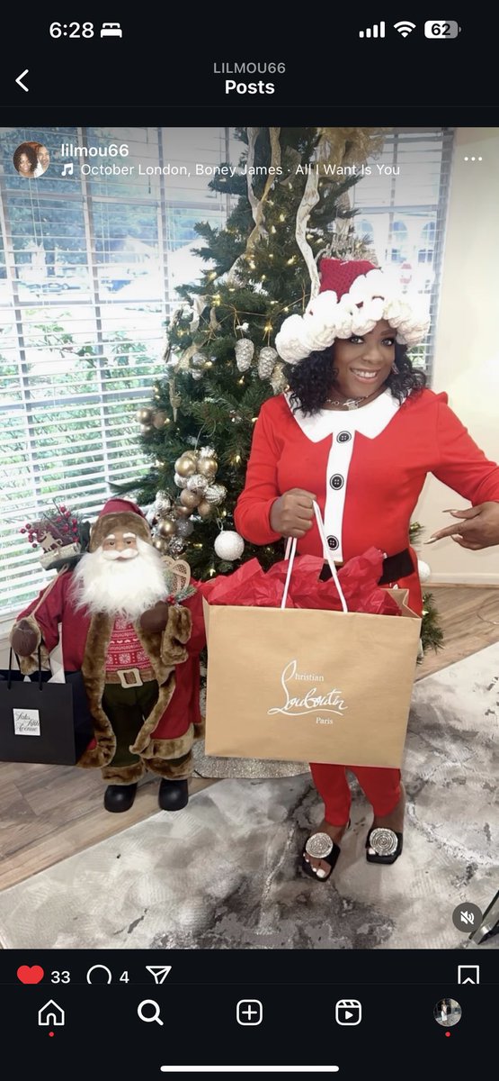 CashMoneyCourtt's tweet image. “Mrs.Clause” hat made by me for this beautiful woman, Ms.Pam! 😻😻🥹❤️ Client selfie 😻🩷🥰 #clientrepost #clientselfie #clientdiaries #houstontx #crochethat #crochetlove #crochethats #crochetruffles #crochet #crochetlove #crochetersofinstagram #crocheted