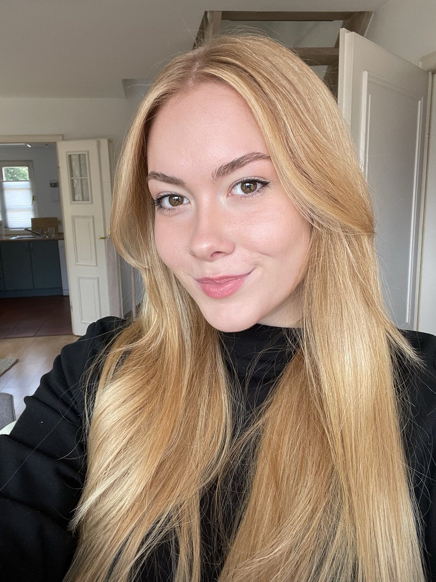 Merliess 🧚🏼‍♀️ tweet media