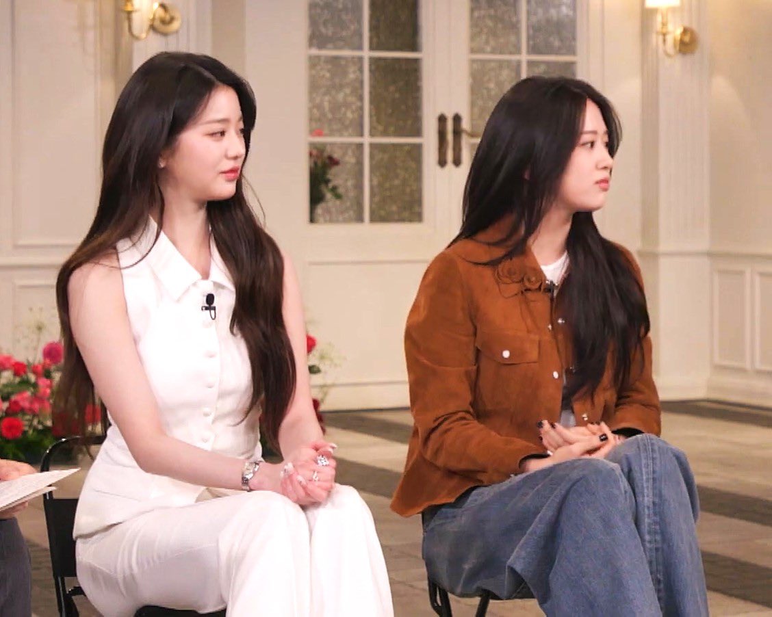 Their outfits is so 🐰🐶 coded even the colors too…