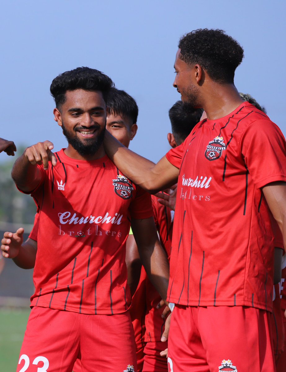 INDWomensLeague's tweet photo. Churchill Brothers make merry on home turf as Aizawl FC woes continue
Read ๐ https://t.co/kCdf2Bhj84
#CBAFC โ๏ธ #ILeague ๐ #IndianFootball โฝ https://t.co/BhvdZoUW3Z