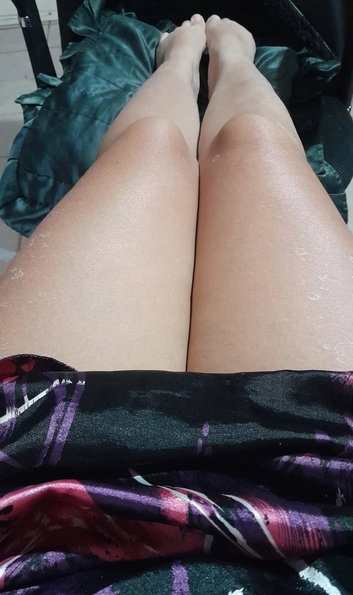 Verotorres_99's tweet photo. Esperando que llegue mi amorcito que le toco turno de noche https://t.co/3Nu4VvTpzt
