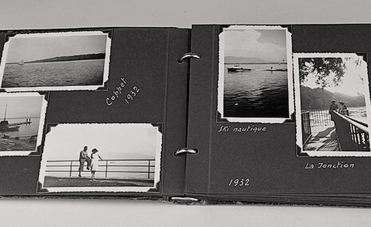 Am Do. (16.1.) besucht uns die Ethnologin Klara Löffler in der AK-Bib &amp; spricht darüber, wie familiäres Erinnern organisiert wird, welche Medien es verwendet, wie darüber kommuniziert wird &amp; wie darin das individ. Erinnern eingebunden ist. Wer ist dabei? bit.ly/3C6OVJB