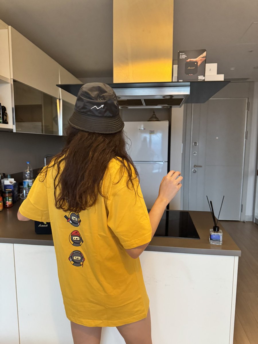 Figen.eth (@0xfigen) on Twitter photo Happy Sunday, legends! 💛
Chillin’ in my <a href="/ninjasquadnft/">Ninja Squad ($NST)</a> shirt and loading up on $NST 🥷🏻 Happy Sunday, legends! 💛
Chillin’ in my <a href="/ninjasquadnft/">Ninja Squad ($NST)</a> shirt and loading up on $NST 🥷🏻