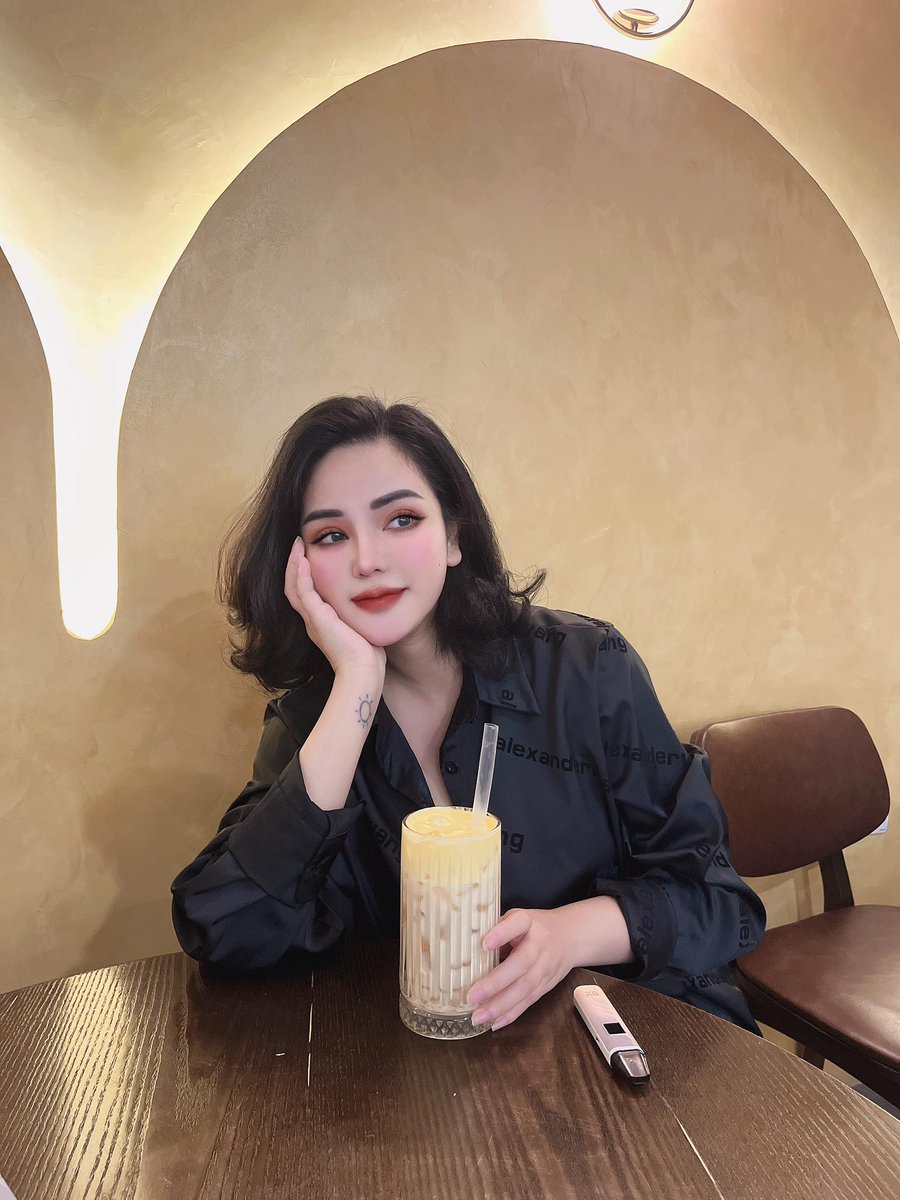 Cuộc sống có rất nhiều thứ phải chi : Phải chi trước đừng quen thằng đó 📷📷📷