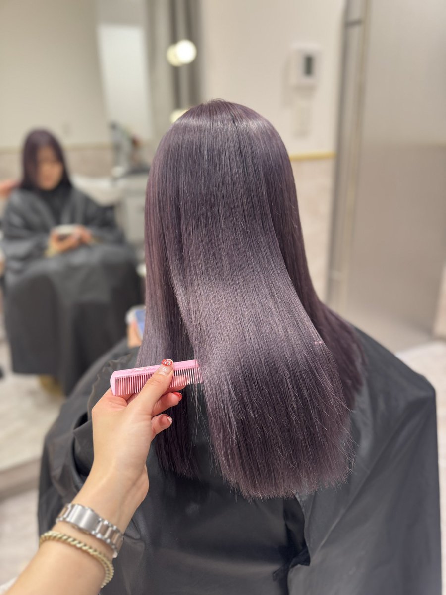 1122552Apple's tweet photo. 今一番人気なハイトーン！🤍

#ハイトーン
#ホワイトグレー
#ミルクグレー
#ラベンダー
#ラベンダーグレー https://t.co/3T0wkadfbU