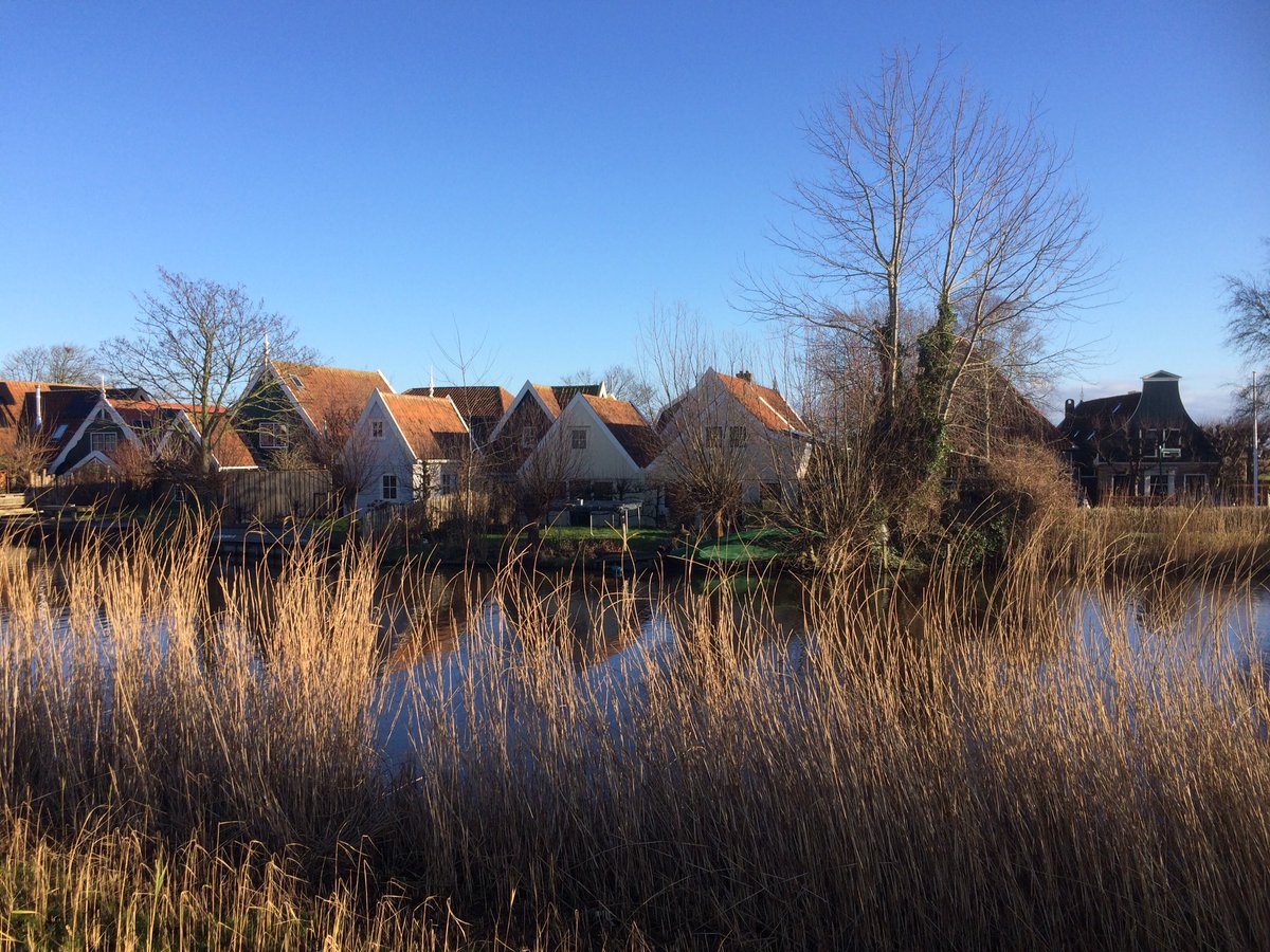 PieterBotman's tweet photo. Gezellig weg in eigen land ☀️.  #Schermer #Westfrieslandboppe #Driehuizen https://t.co/Pv7IhfFkiF