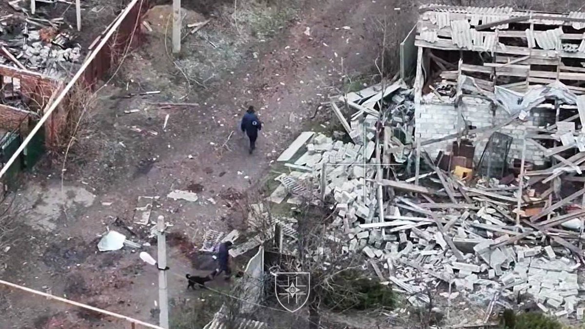 UKikaski's tweet photo. Another day, another new Russian war crime: The katsaps DRG teams are now dressing as civilians to conduct sniper, sabotage and/or reconnaissance missions. The katsaps in the first two images were discovered in #Torestsk wearing civilian clothing and carrying military packs and weapons. The third image shows them after discarding their gear. 

What would you do if you were an AFU UAV operator and only saw the third image?

Source: https://t.co/fQZVXioxJJ

#OSINT #Russia #UkraineWarNews