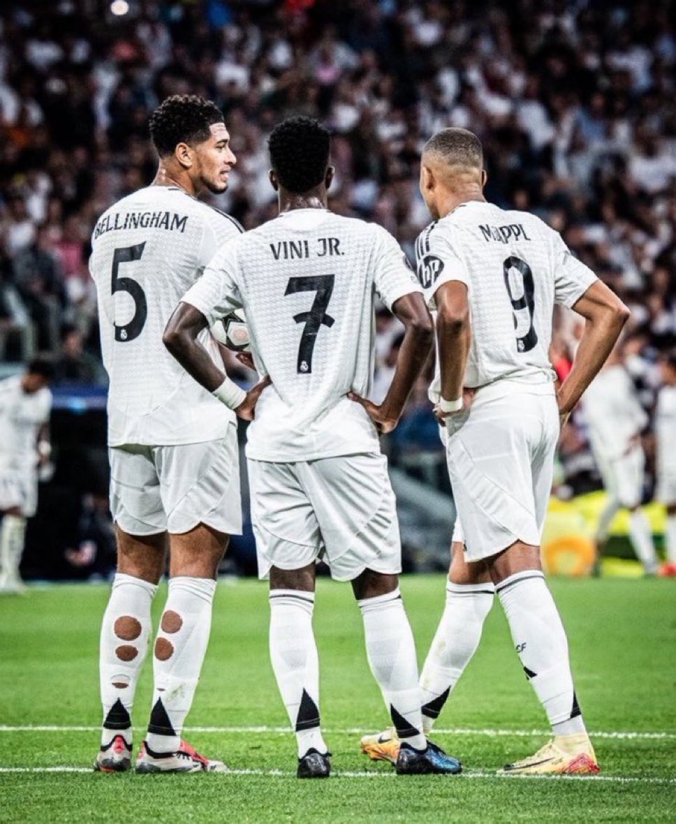 Leo_Glitz's tweet photo. Real Madrid 5 : Barcelona 0 https://t.co/tNCj9qbeQV