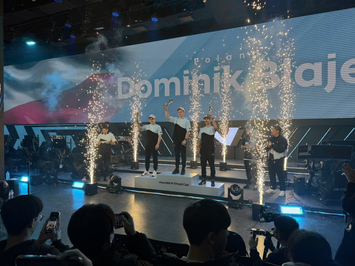 Dominik Blajer tweet media