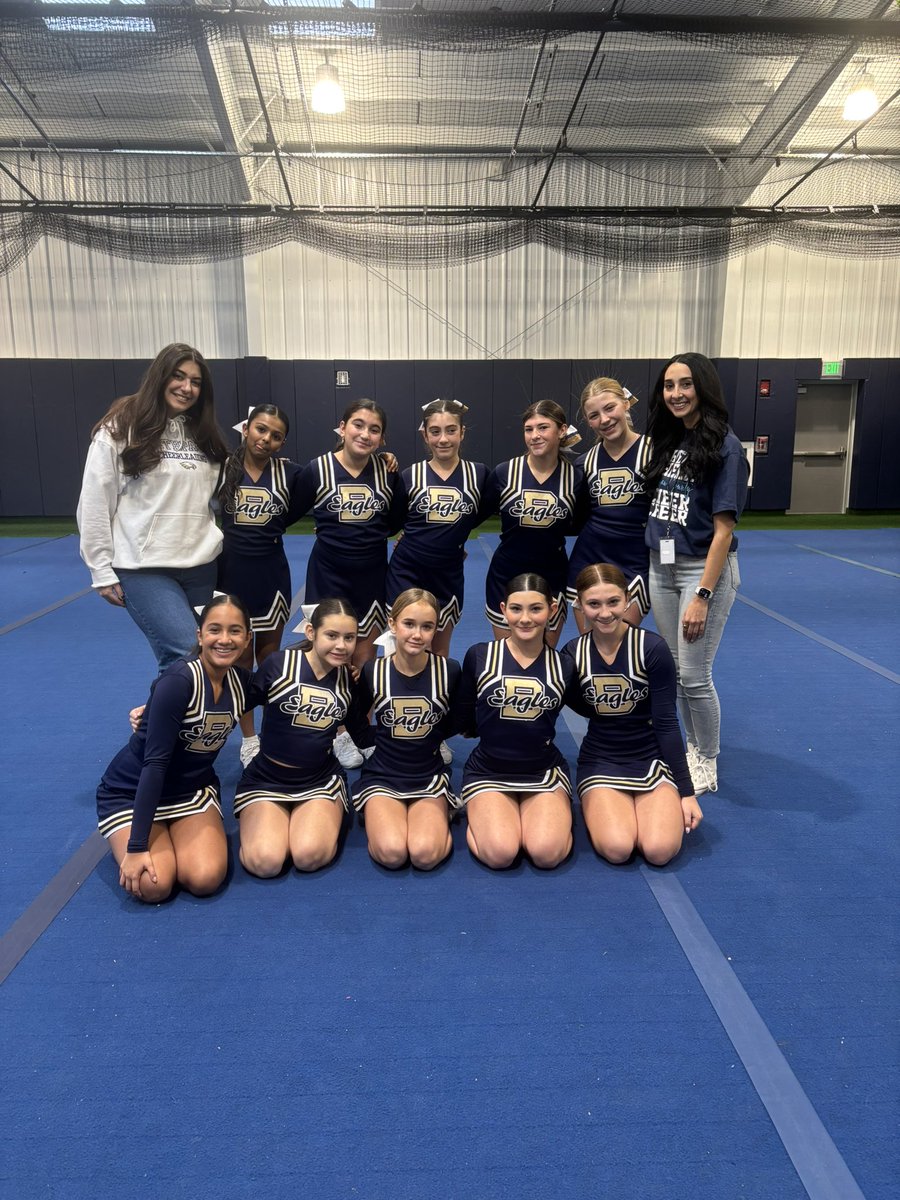 Ms. Bulla✨ tweet media