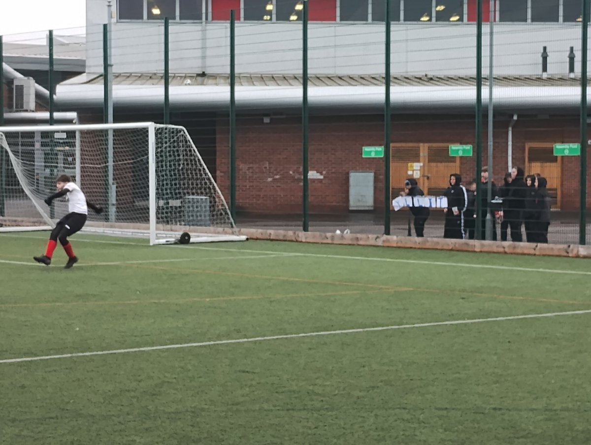 Jeff Holmes (@jeffh1960) on Twitter photo Enjoyable Sunday League game at Alloa Academy - Tullibody St Serf's v Five Sisters. And we even have the noisy 'Tilly Ultras' with us. All good until the banner came out!
Y-L-L-I-T
With the help of a few players and the ref, we got there in the end π
<a href="/scottish_aff/">AmateurFixturesResultsSCO</a> Enjoyable Sunday League game at Alloa Academy - Tullibody St Serf's v Five Sisters. And we even have the noisy 'Tilly Ultras' with us. All good until the banner came out!
Y-L-L-I-T
With the help of a few players and the ref, we got there in the end π
<a href="/scottish_aff/">AmateurFixturesResultsSCO</a>