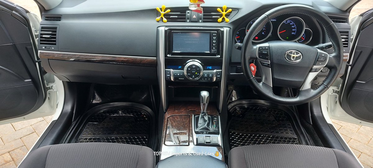 toprev_ke's tweet image. ⚠️🔻PRICE DROP🔻⚠️
SUPER CLEAN import 4.5 Auction Grade
KDQ 2017 Toyota MARK X 250G Auto V6 2500cc @ 
💸1.95M
☎️0732 754077 
☎️0722 754077 
📍K MALL-Thíndígua,Kiambu Road 
🏢2nd Floor, Office SF10
#Toyota #MarkX #2017model #Pricedrop #import #Auctiongrade #Superclean #Carsforsale