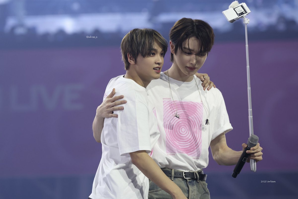 250111 smtown 🐻🦌🫶🏻

#해찬 #HAECHAN
#성찬 #SUNGCHAN