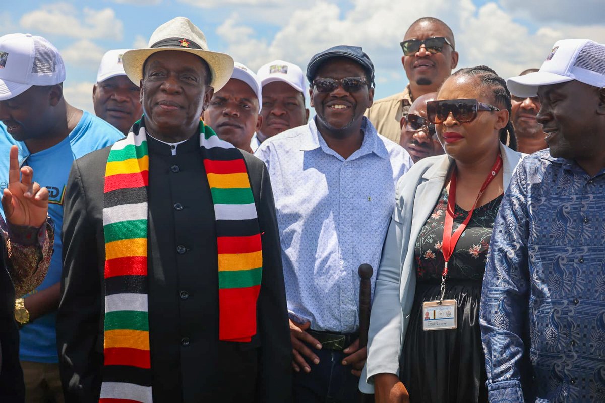 edmnangagwa's tweet photo. I hosted Parliamentarians at a field day at Precab Farm, where the First Lady and I shared our passion for farming.

Zimbabwe must prioritise food self-sufficiency through water harvesting, mechanisation, and embracing new technologies to combat climate change. I urged legislators to rise above political differences and work together for national progress.
#zimbabwe #unity #foodsecurity