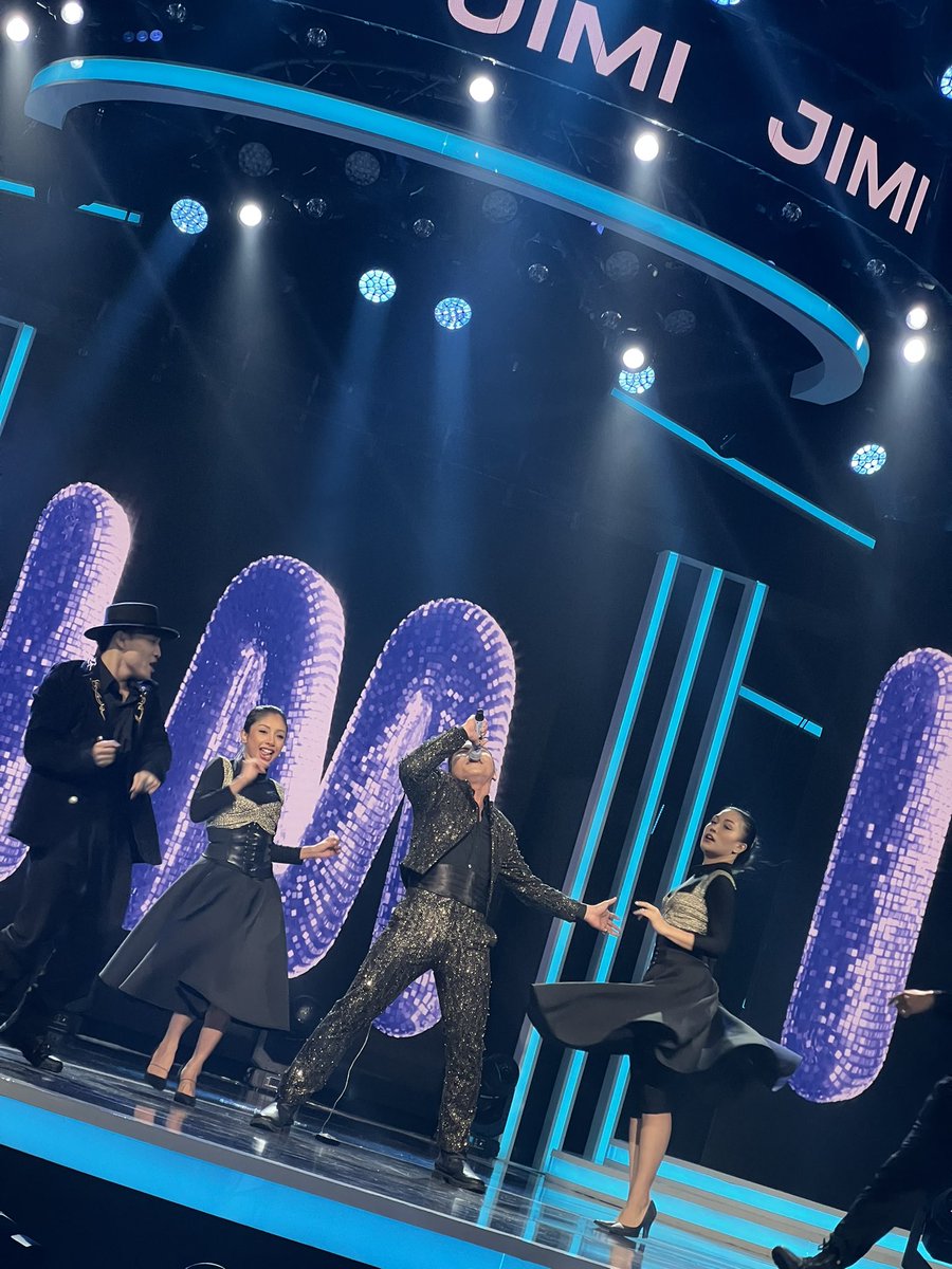 tv3malaysia's tweet photo. suka takk persembahan JIMI tadi?! siapa yang gelek tadi, jom vote sekaranggg
KLIK UNTUK MENGUNDI β¬β¬
https://t.co/faSjKyjRCc
#JIMBROS #TeamJimi #CSOIAMTV3 #OIAM https://t.co/yfW52QVHcB