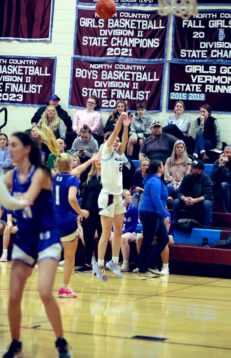 NEK Coach tweet media