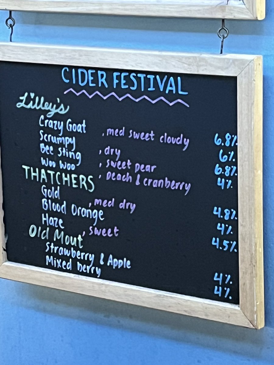 JamieMLever's tweet image. Sunday stroll round Swanage with Mrs L