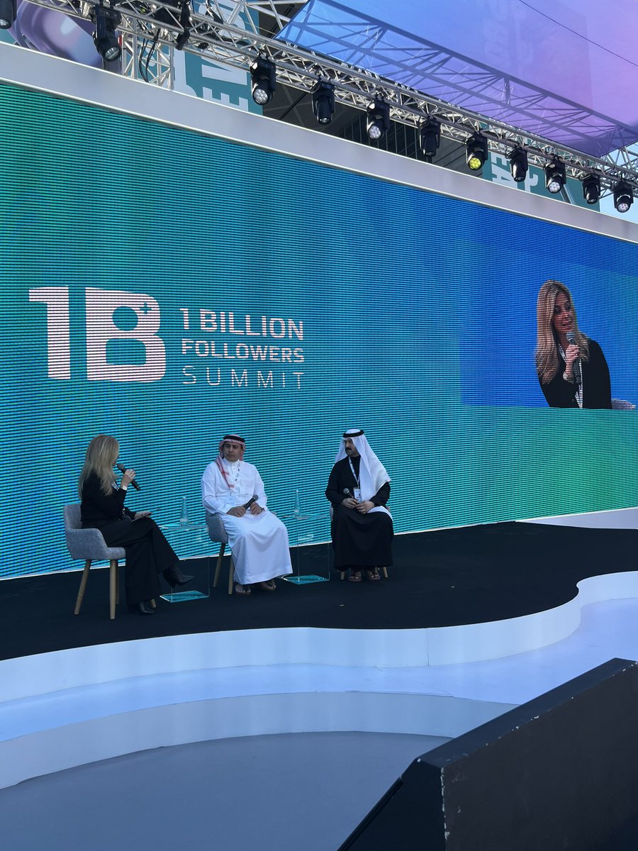 YazbeckJoelle's tweet photo. Engaging discussions @1billionsummit to explore the dynamic world of content creation with @johnbinlondon and partnerships with our premium partner @Alyousei from @AsharqDoc https://t.co/tsEZyzARVZ
