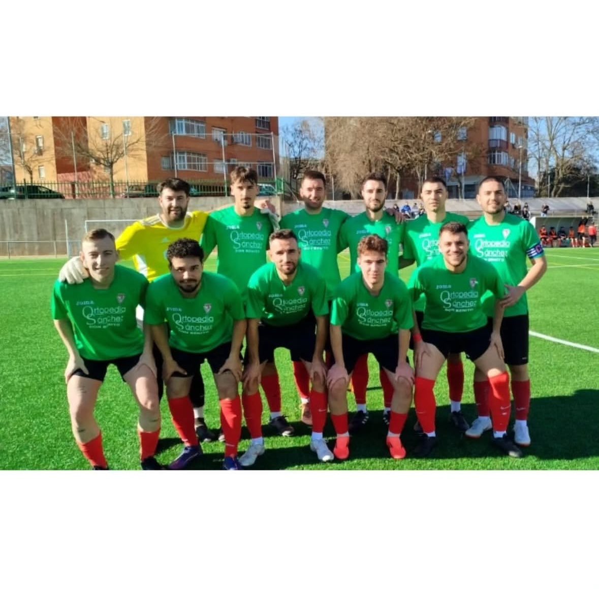 J11 Gran victoria de los nuestros con los que nos llevamos los 3 puntos, este es el camino!!!

#vamosrojos 
⚽️⚽️⚽️Adrian Cobos
⚽️⚽️⚽️Cecilio