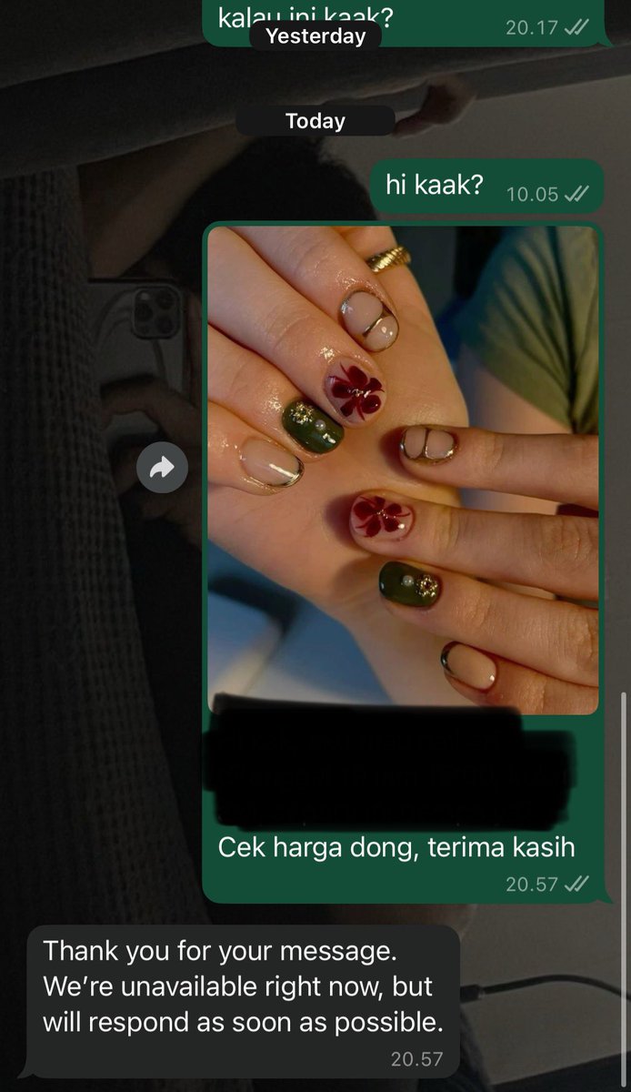 amuzzed's tweet image. kesel banget, nanya range harga buat nail art ga dibls2. padahal dah dp