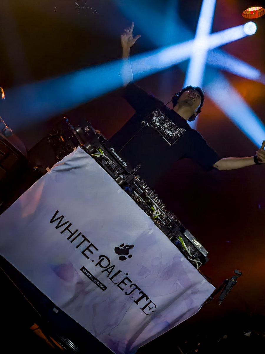 tamariel0412's tweet photo. 2025/01/12 - 𝐖𝐡𝐢𝐭𝐞 𝐏𝐚𝐥𝐞𝐭𝐭𝐞
#ffffff_records DJ Party
DJ Getty
#White_Palette #화이트_팔레트 https://t.co/MHPKti5xg7